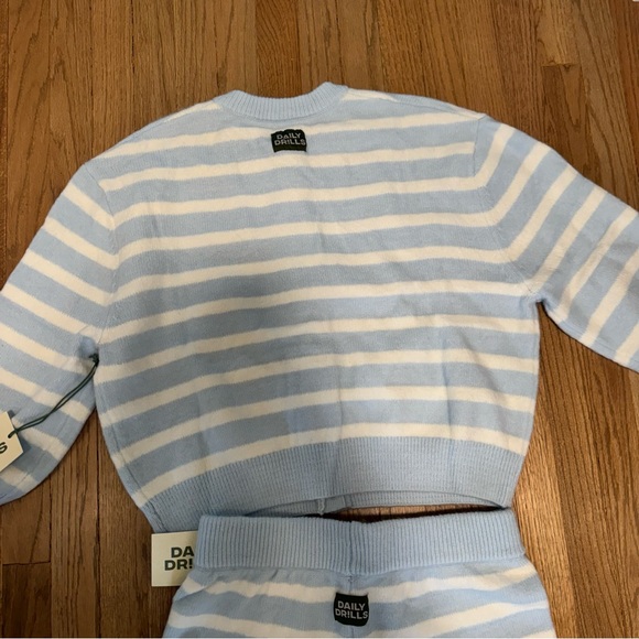 Daily Drills Knit Set - Picture 3 of 5